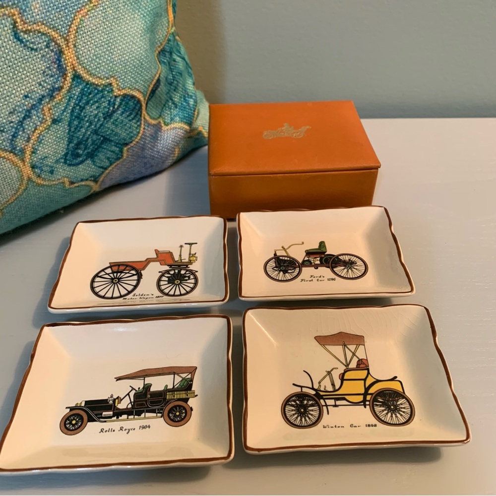 Mid century Lancaster & Sandland ware ceramic trinket dish set